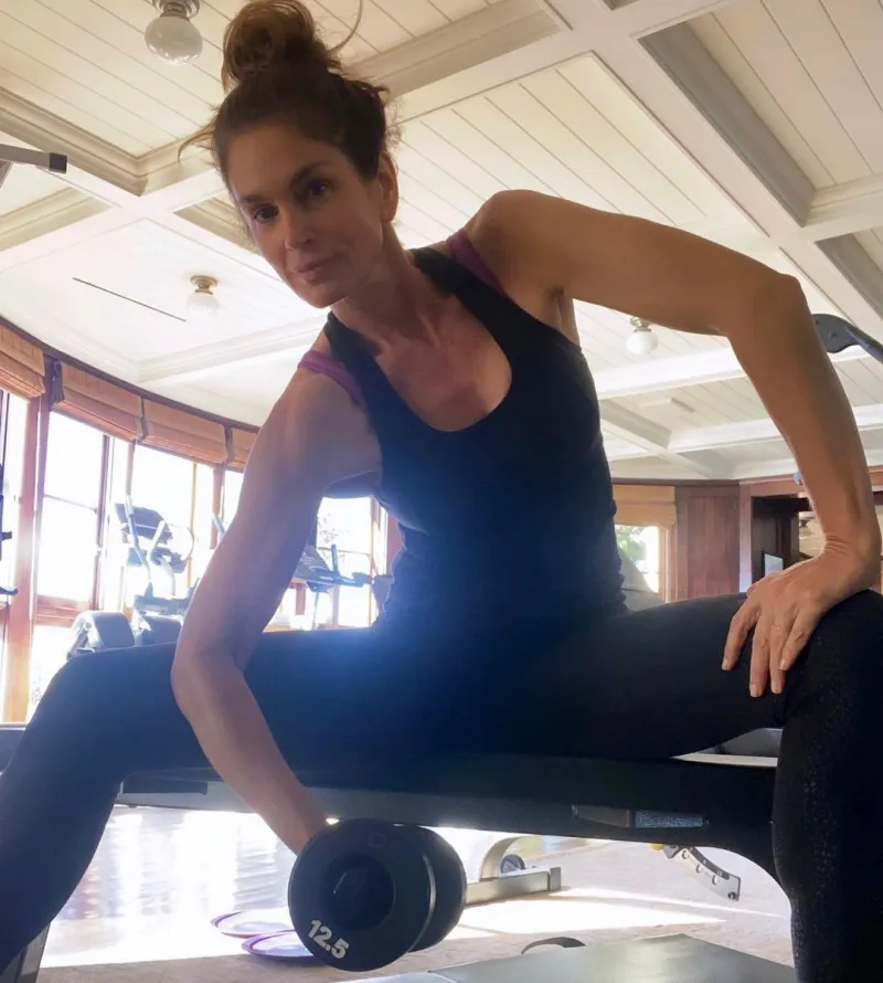 Cindy Crawford workout